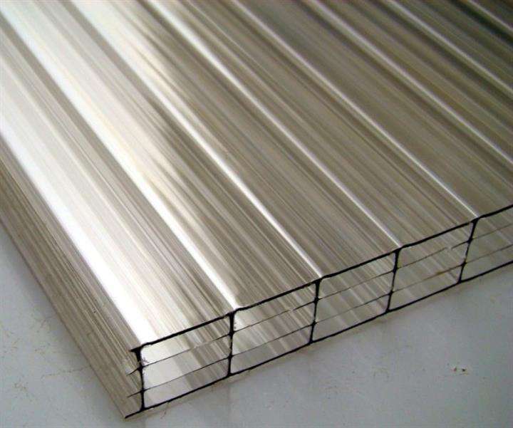 Polycarbonate Solid Sheet Manufacturers for Car Garage and Greenhouse Roofing